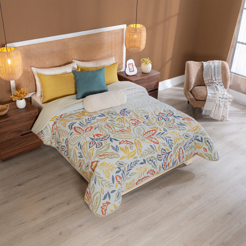 Auria Comforter Set