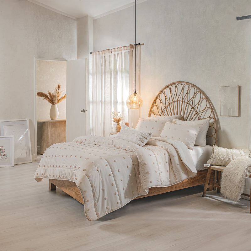 Ivory Comforter Set
