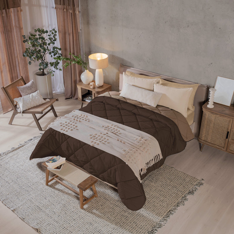 Izamal Comforter Set