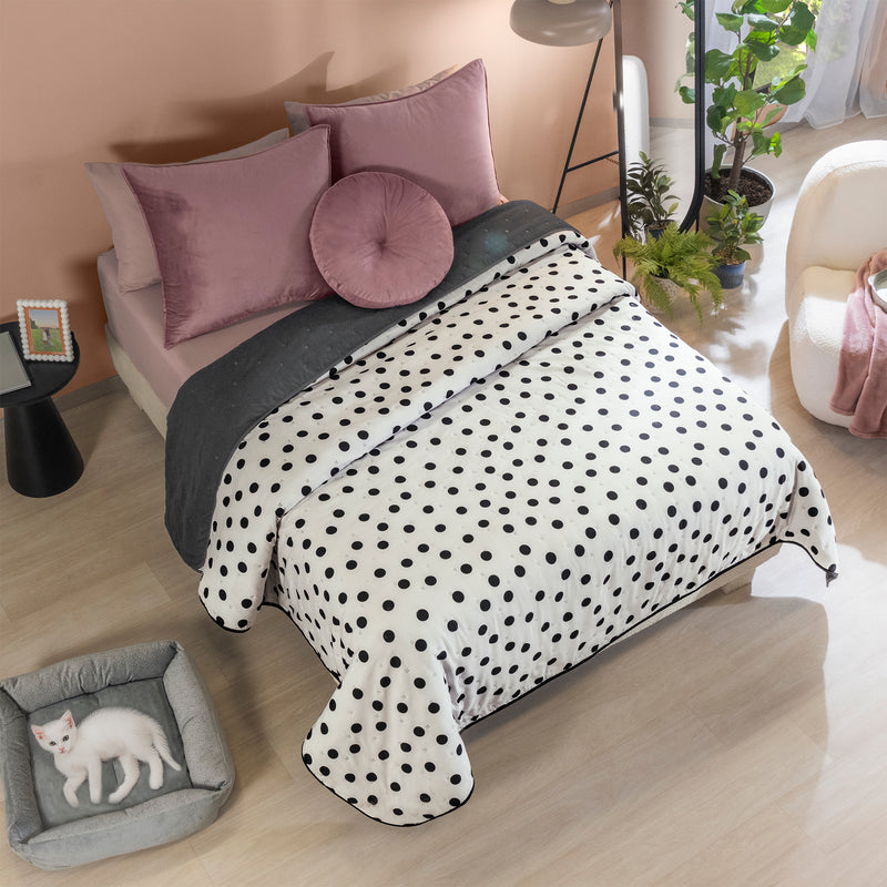 Novo Polka Quilt